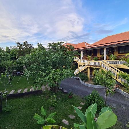 Villa Romduol Kampot Exterior foto