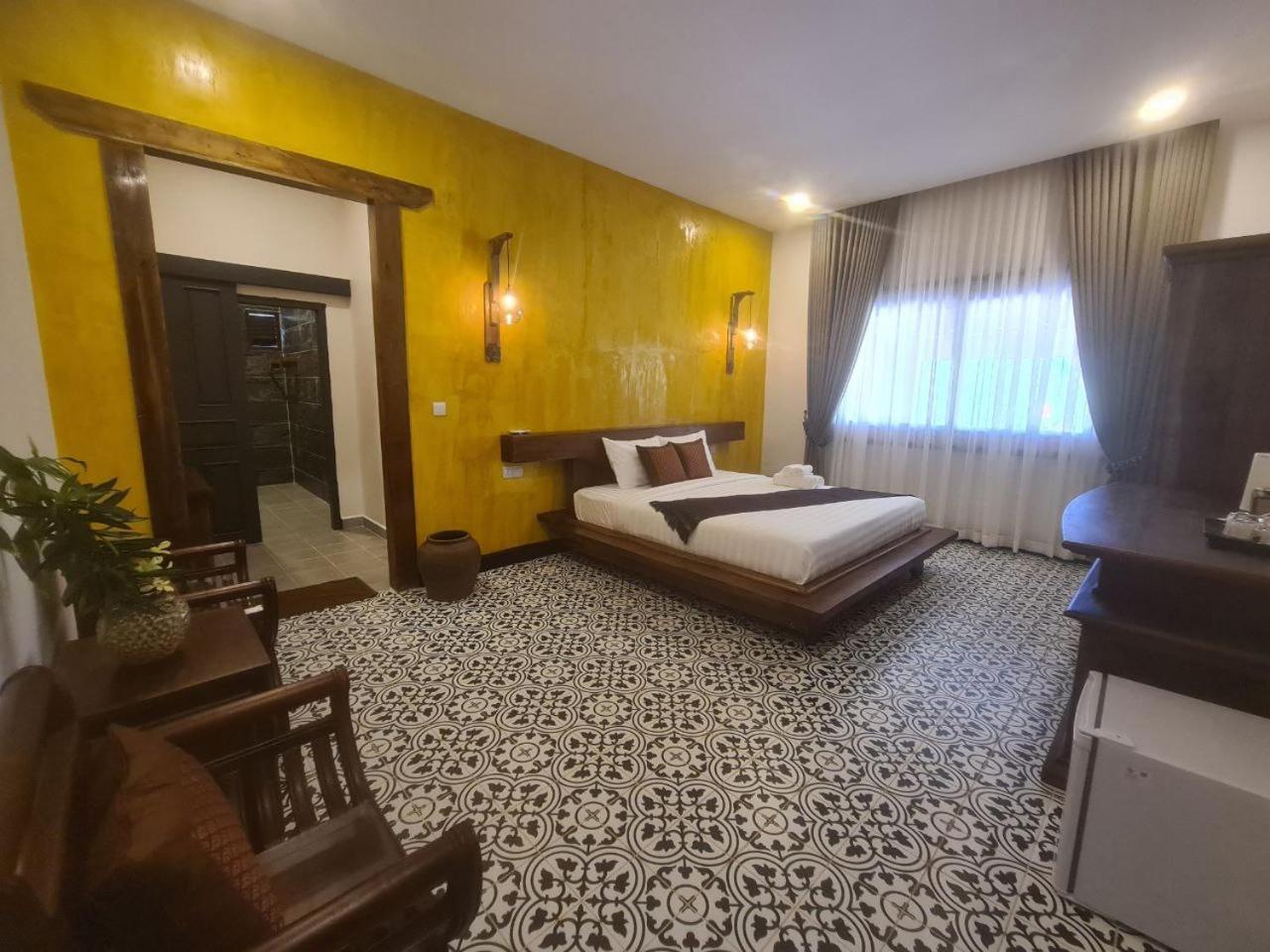Villa Romduol Kampot Exterior foto
